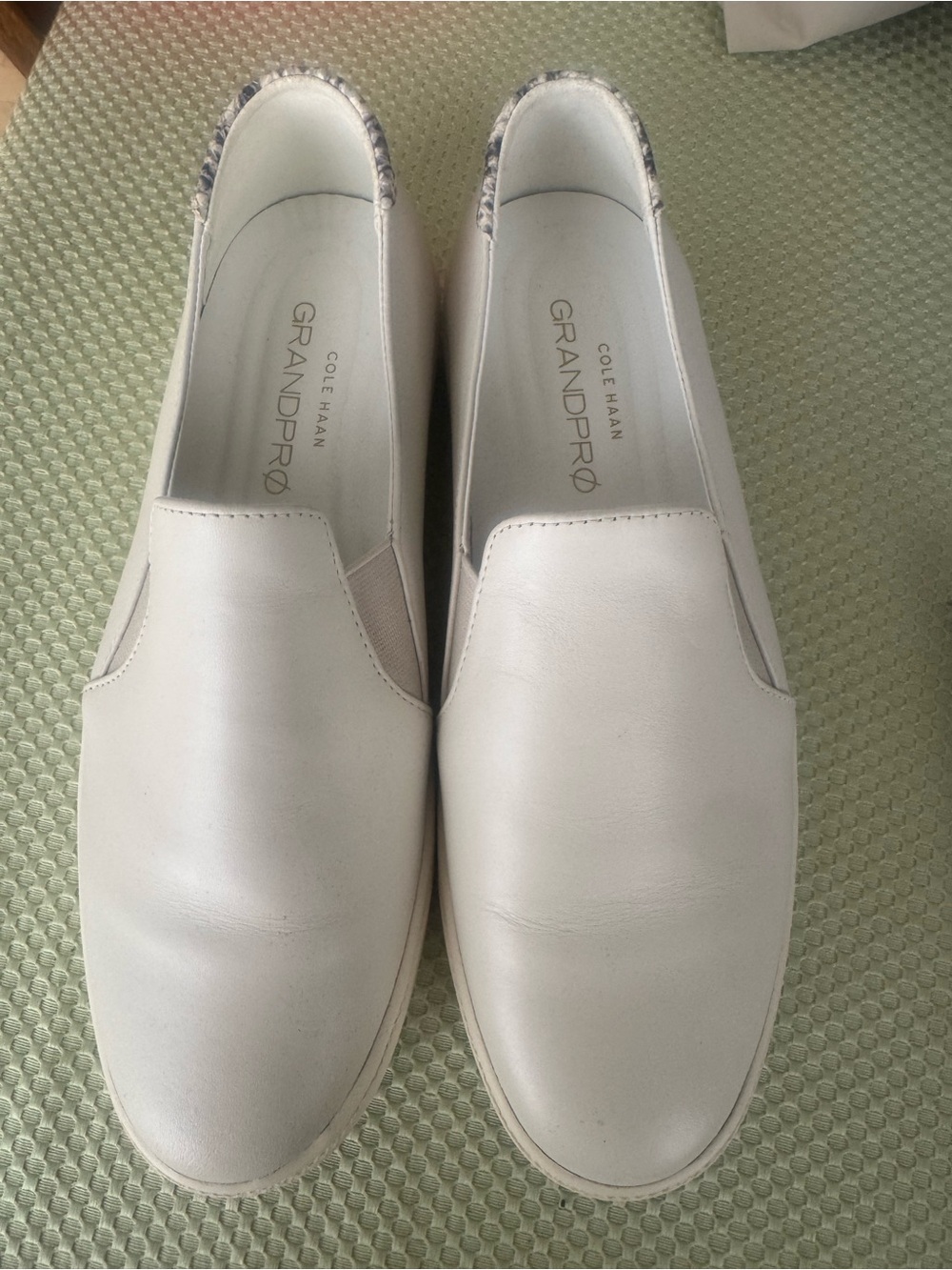 Cole Haan Grand Pro Size 10B slip on leather boat shoes with white soles NWOT